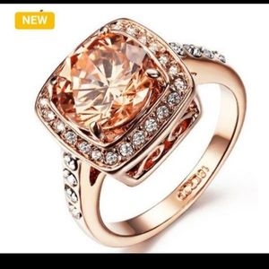 Beautiful Rose Gold Ring Sz:6